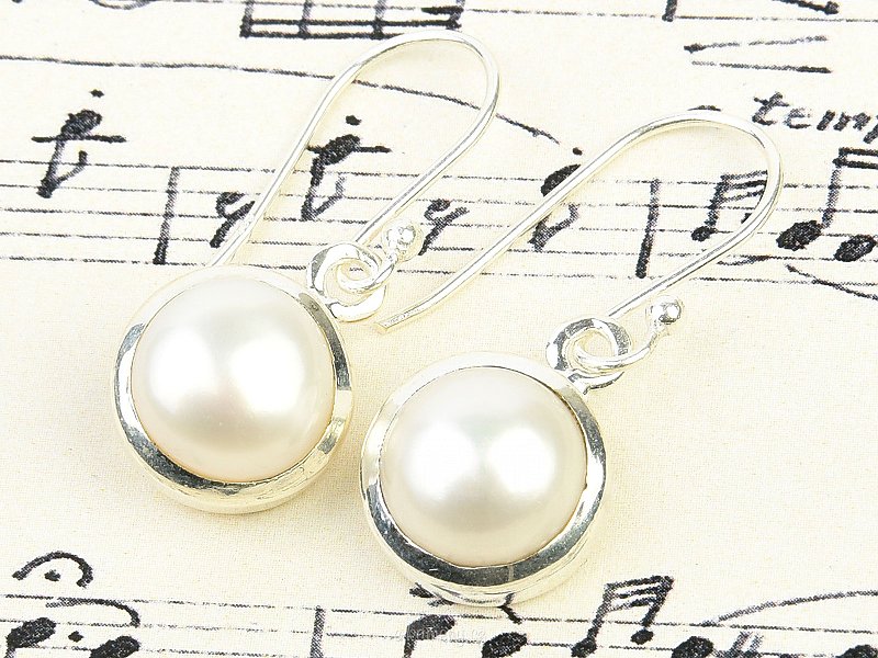 Silver dangling earrings with a river pearl Ag 925/1000