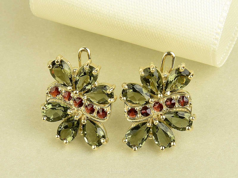 Vltavine earrings with garnets Au 585/1000 14K