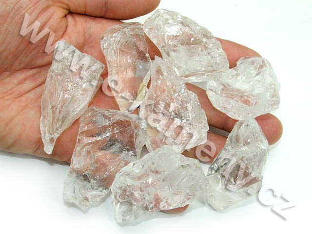 surovy kristal