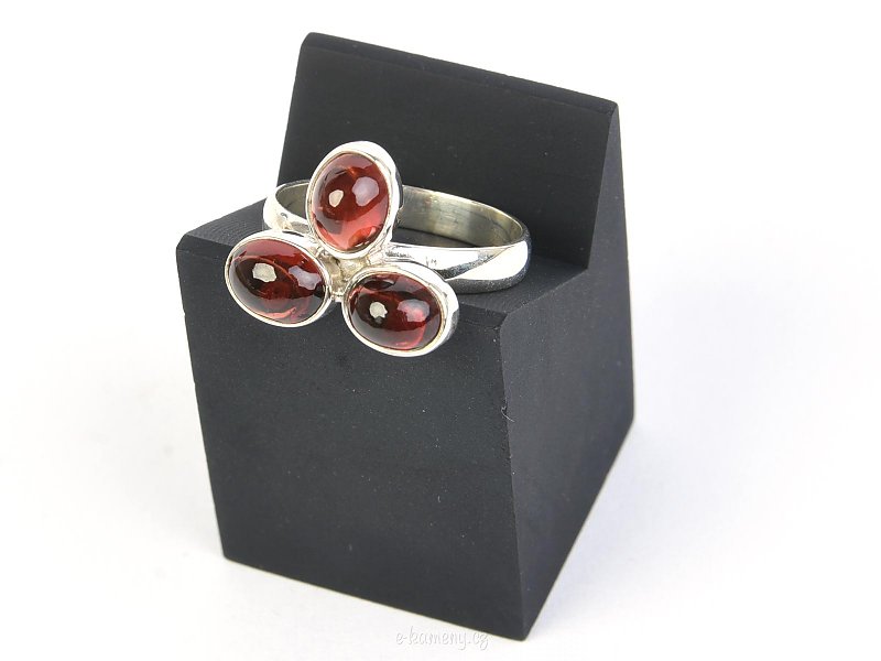 Ring flower with garnets Ag 925/1000 8x6mm