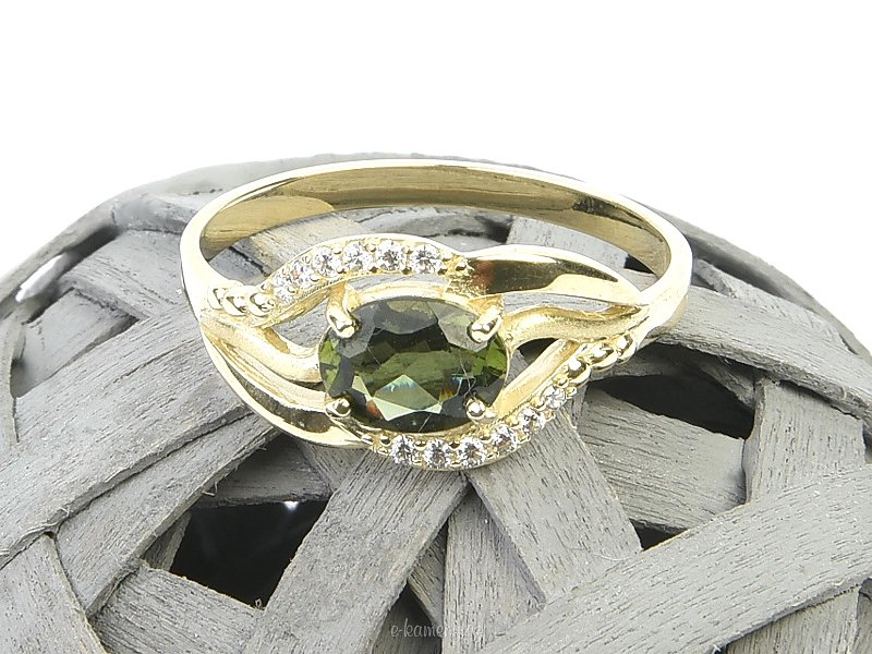 Zlatý prsten vltavín + zirkony Au 585/1000 4,10g