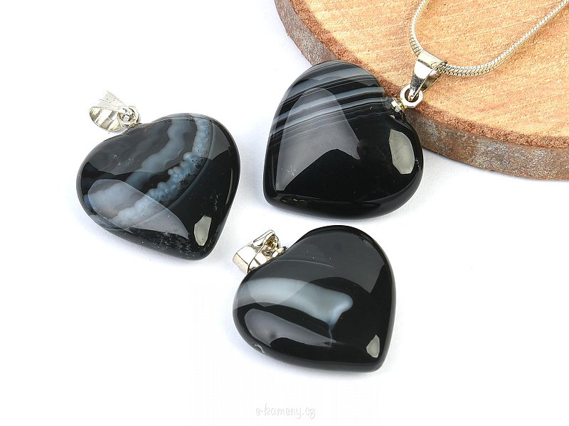 Black agate heart pendant (bizu handle)