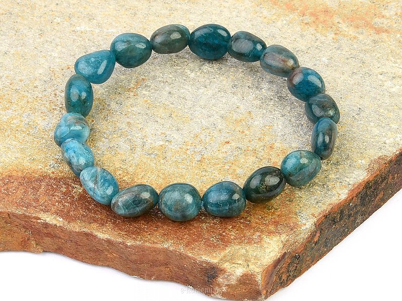 Blue apatite pebble bracelet