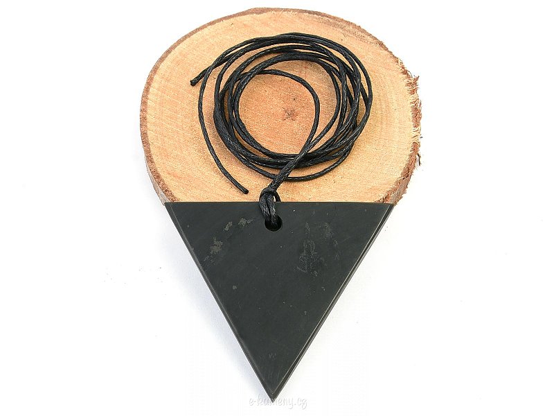Shungite trigon pendant (4.5cm)