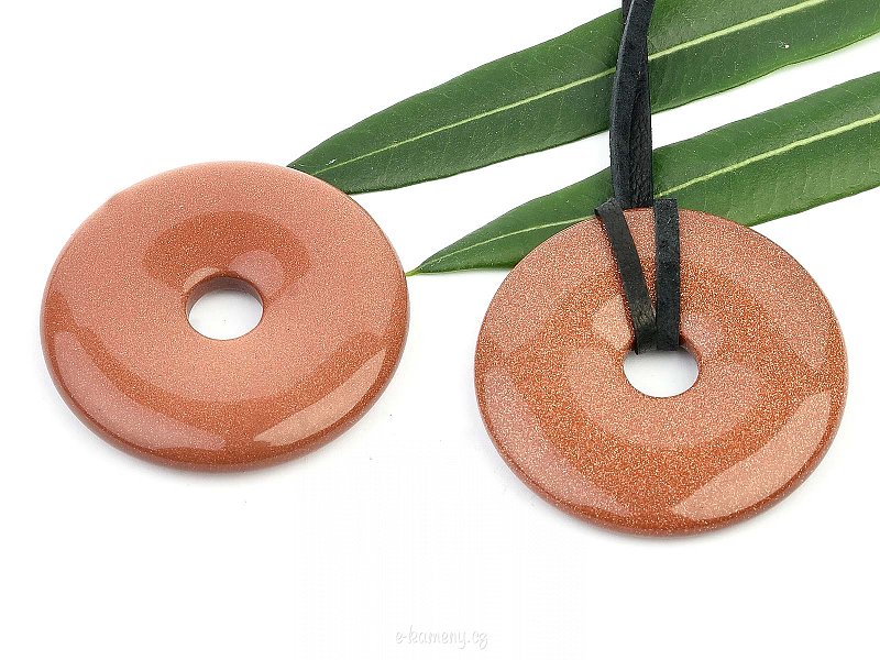 Donut leather pendant made of synthetic aventurine