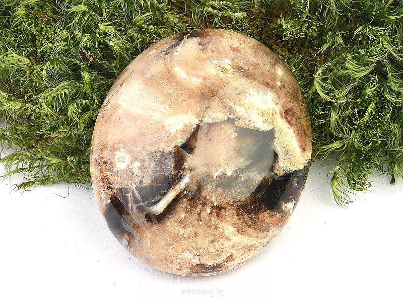Smooth opal stone (96g)