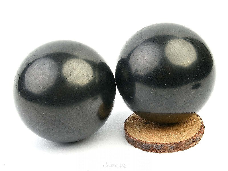 Smooth shungite ball (approx. 8cm)