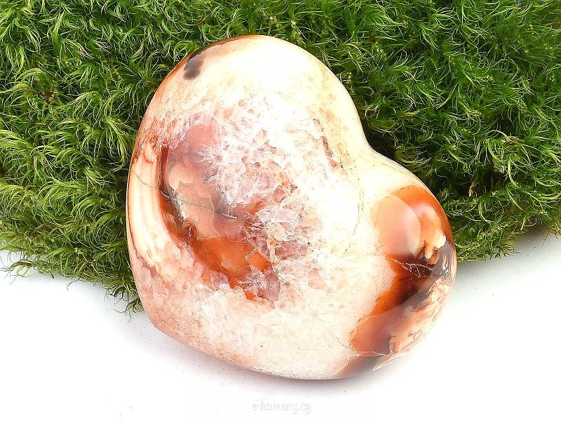 Heart shaped carnelian (300g)