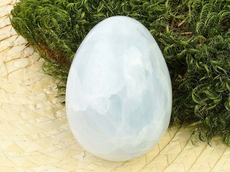 Blue calcite in the shape of an egg (292g)