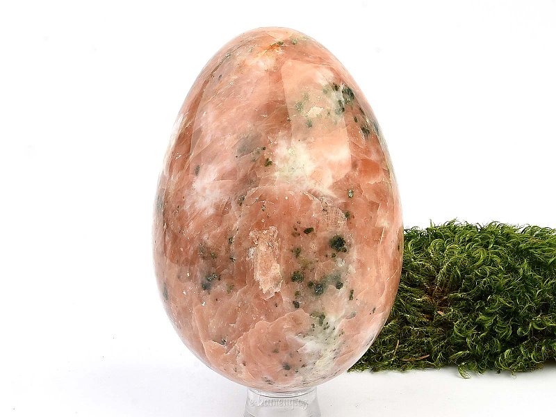 Orange calcite in the shape of an egg (2019g)