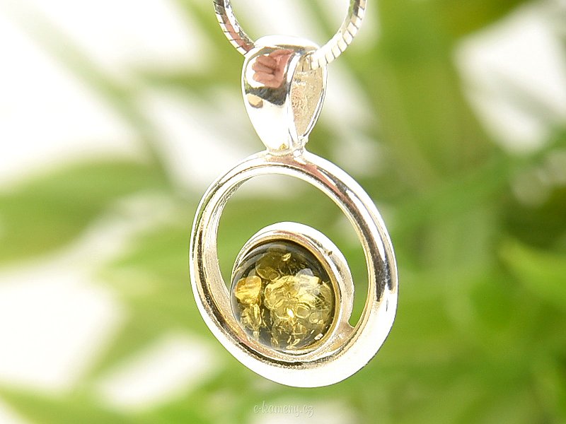 Silver pendant with green amber Ag 925/1000