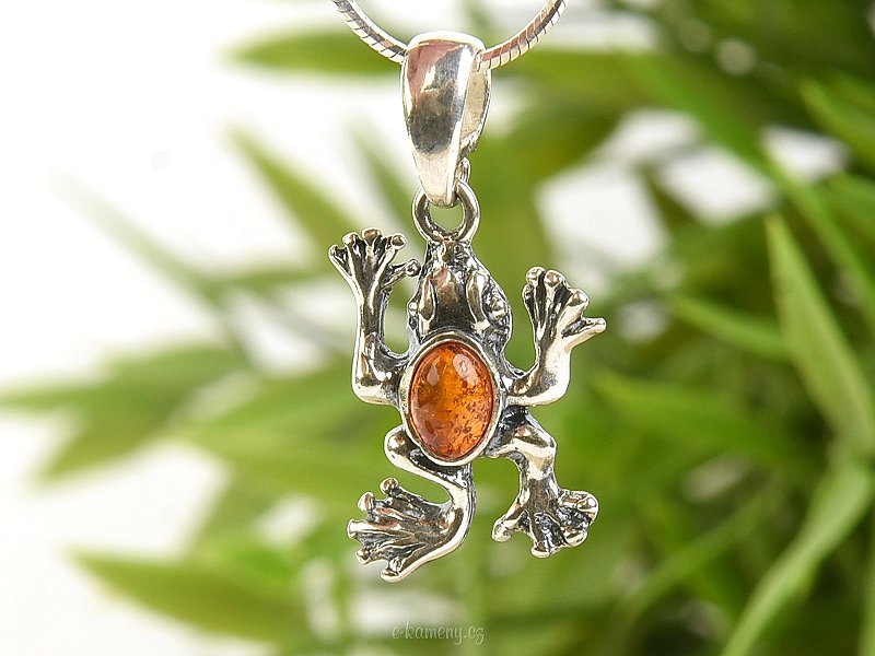 Frog pendant with amber Ag 925/1000