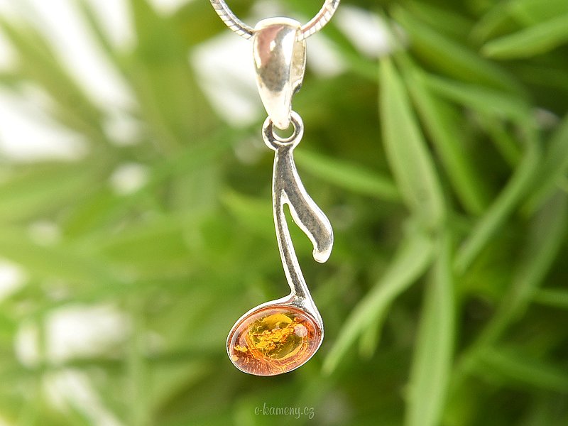 Silver note-shaped pendant with amber Ag 925/1000