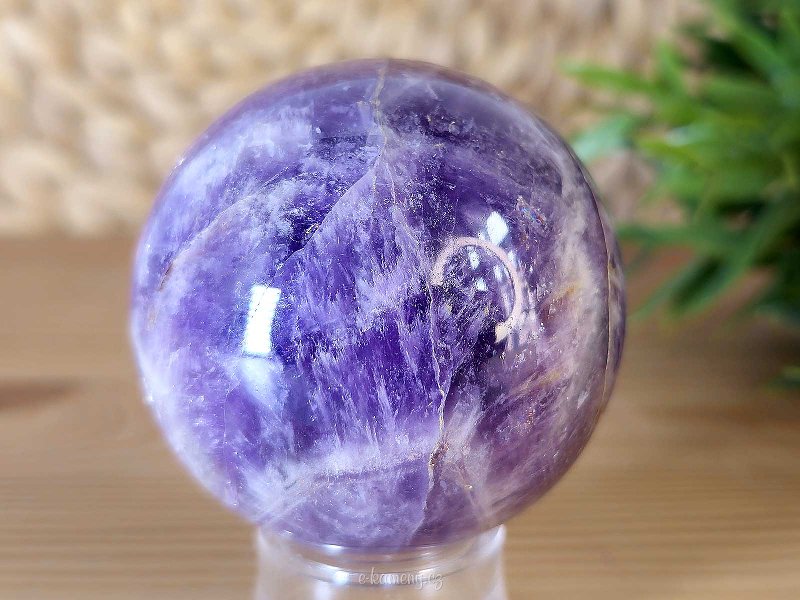 Chevron amethyst stone in the shape of a sphere with a diameter of 5.5 cm