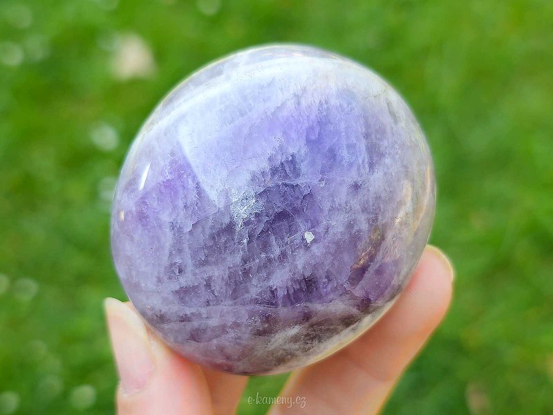 Amethyst stone smooth 111 grams