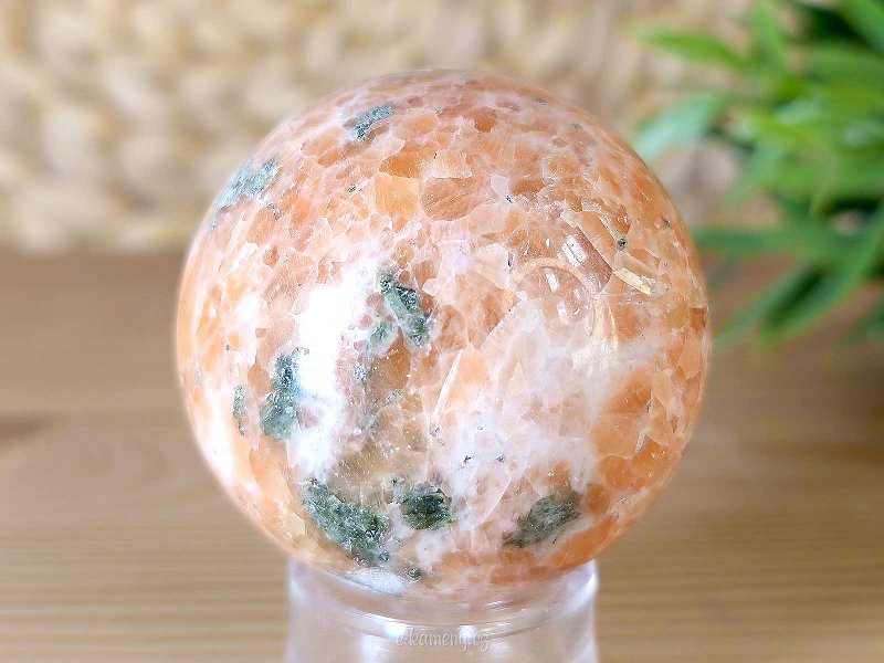 Ball of orange calcite stone with a diameter of 4.8 cm