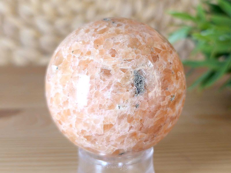 Ball of orange calcite stone with a diameter of 5.1 cm