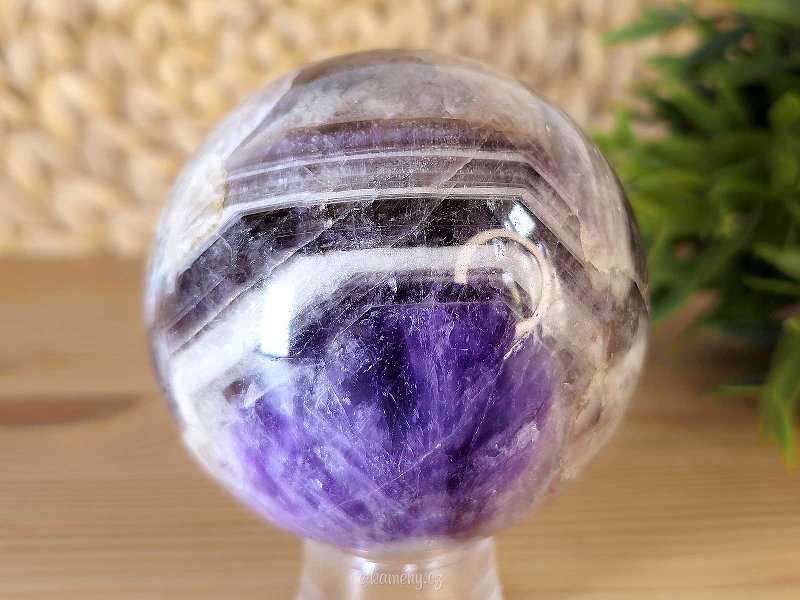 Amethyst ball 7.1cm