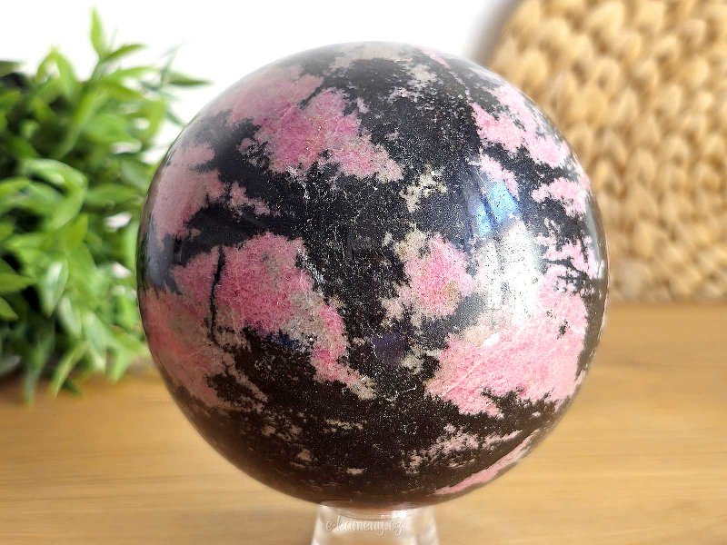 Rhodonite stone in the shape of a ball with a diameter of 10.5 cm