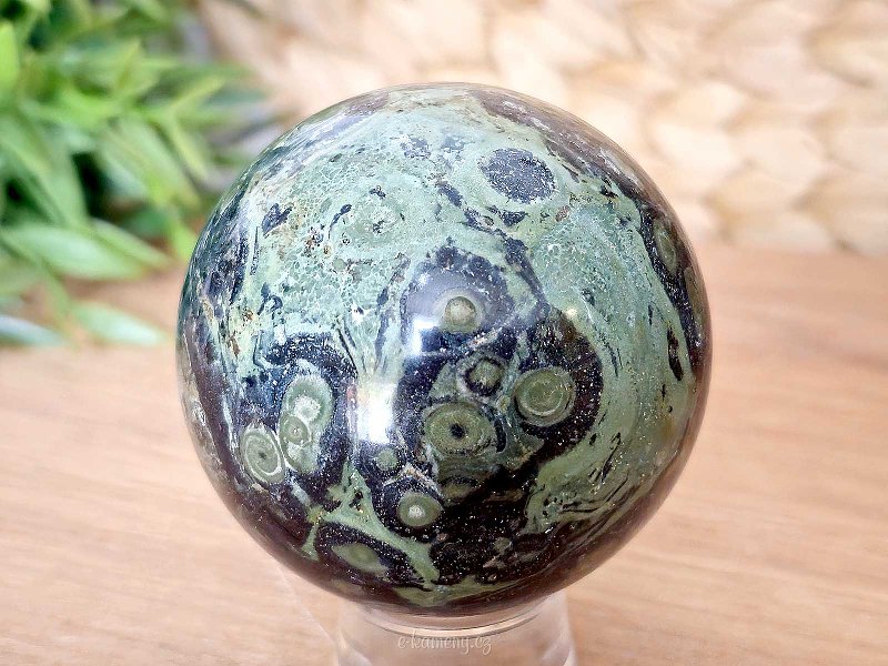 Kambaba jasper stone in the shape of a sphere 345 grams