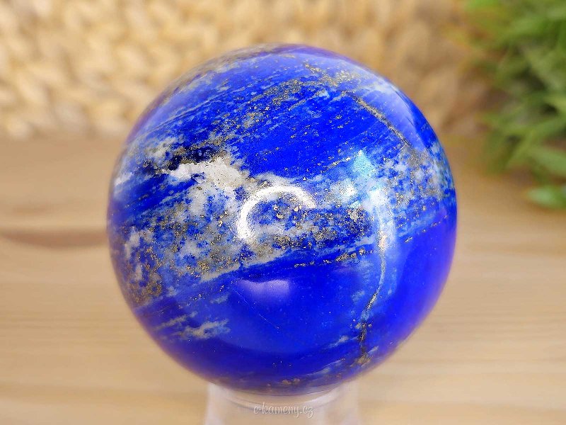 Lapis lazuli stone in the shape of a ball 407 grams