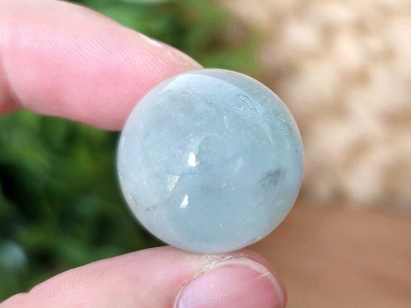 Aquamarine stone in the shape of a ball 16.2 grams