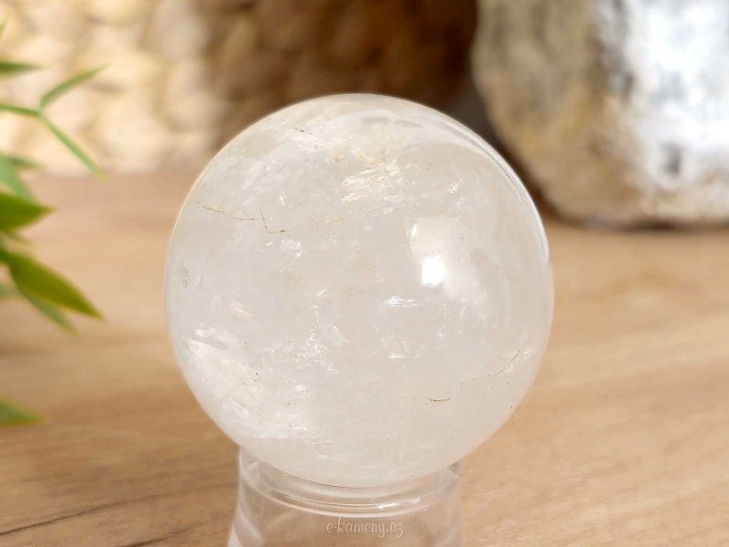 Ball-shaped calcite stone 154 grams