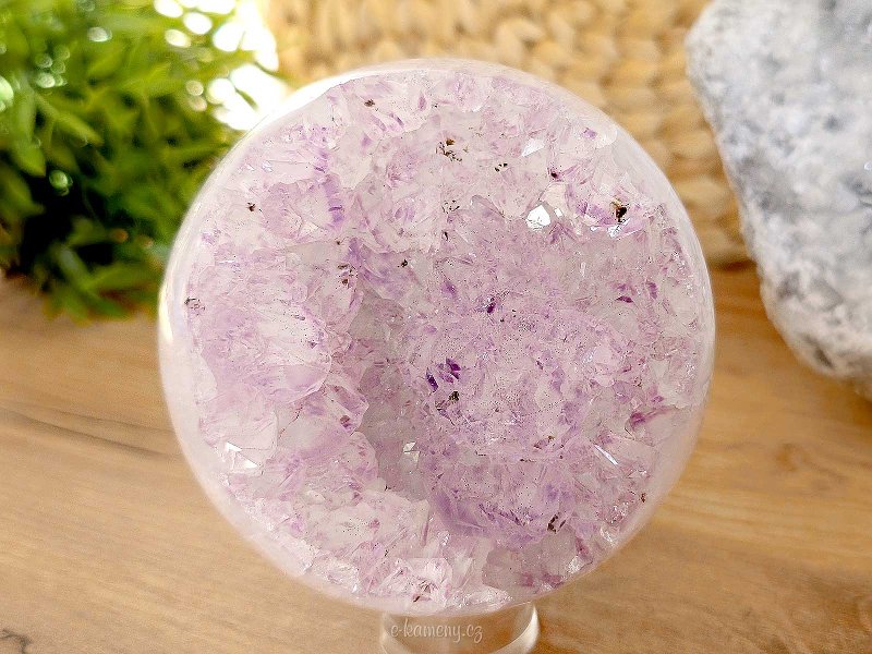 Amethyst stone in the shape of a ball 1091 grams