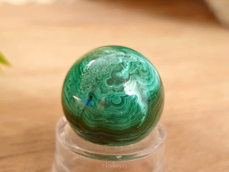 Ball-shaped malachite stone 36 grams