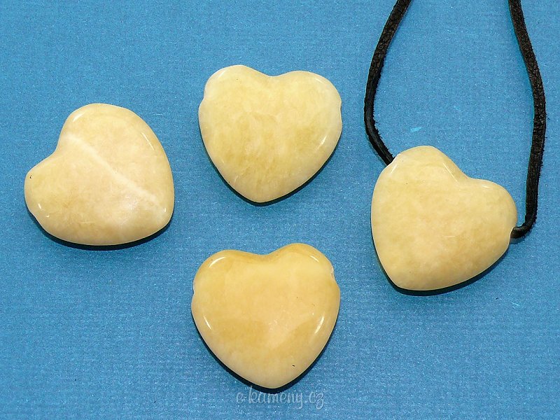 Žlutý kalcit přívěsek ve tvaru srdce
