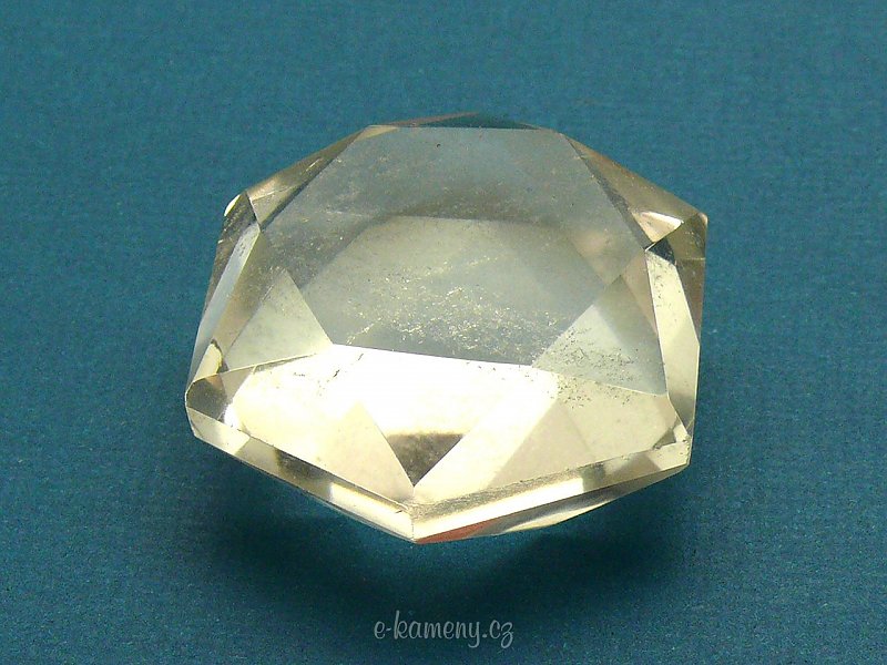 Crystal hexagon-shaped cut about 4 cm