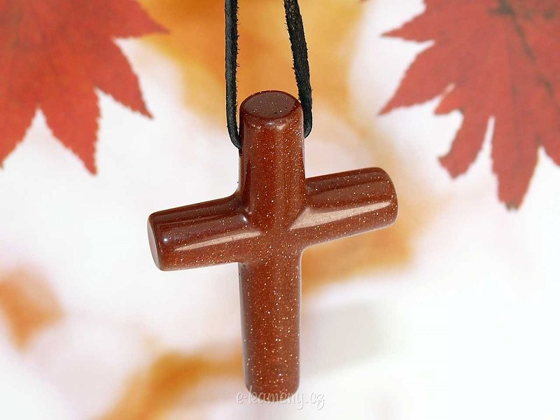 Avanturinový synterický cross pendant with leather