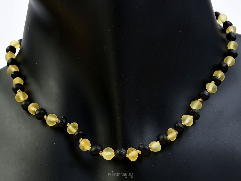 Černožlutý jantar náhrdelník (dětská délka) 34cm