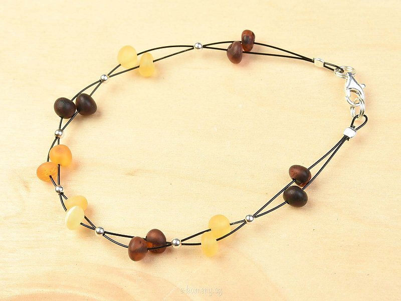 Knotted bracelet with amber 20 cm