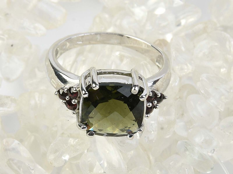 Ring with moldavite and garnets Ag 925/1000 + Rh