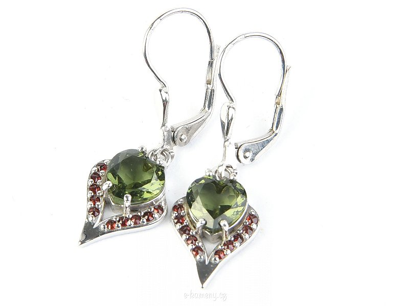 Heart earrings of moldavite and garnets Ag 925/1000 + RH