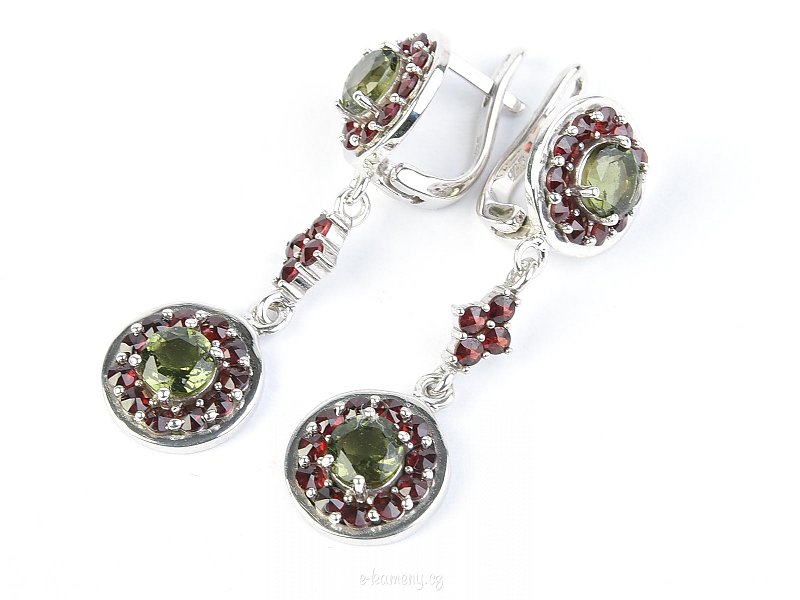 Cut earrings with moldavite and Ag 925/1000 + Rh garnets