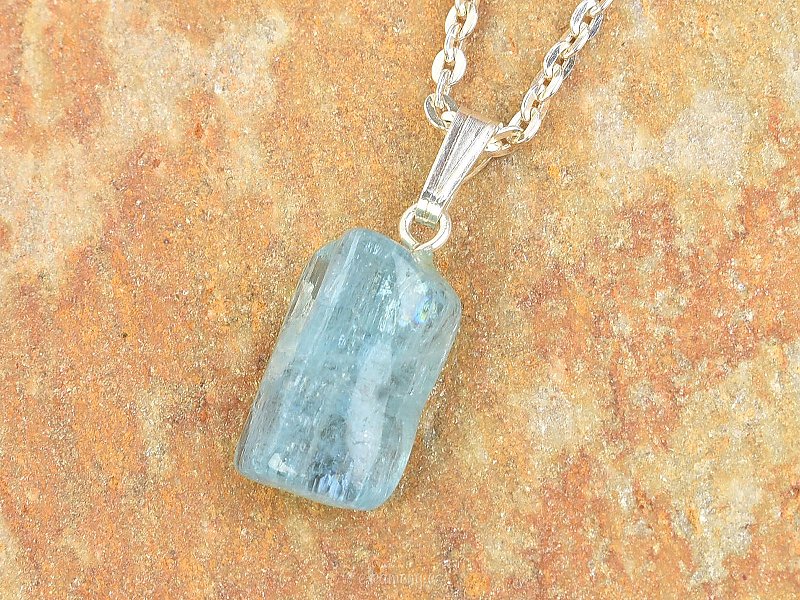 Crystal aquamarine pendant raw Ag handle