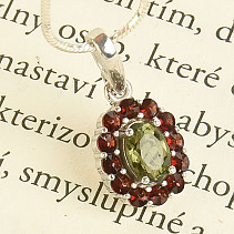 Pendant in the shape of a flower with vltavine and garnets Ag 925/1000 + Rh