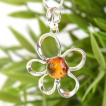 Silver flower in the middle amber pendant Ag 925/1000