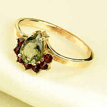 Zlatý vltavínový prsten s granáty velikost 54 2,80g Au 585/1000 14 kárátů