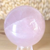 A ball-shaped semi-precious stone with a diameter of 7.3 cm