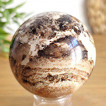 Kámen opál tmavý ve tvaru koule o průměru 6,3cm