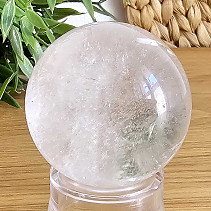 A smooth crystal ball with a diameter of 4 cm