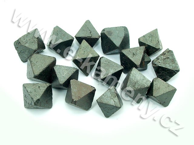 magnetite crystals